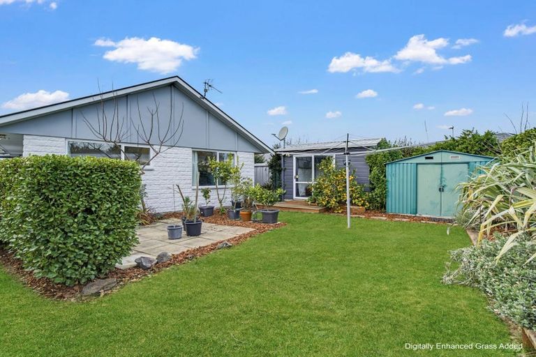 Photo of property in 56 Awatea Road, Hornby, Christchurch, 8042