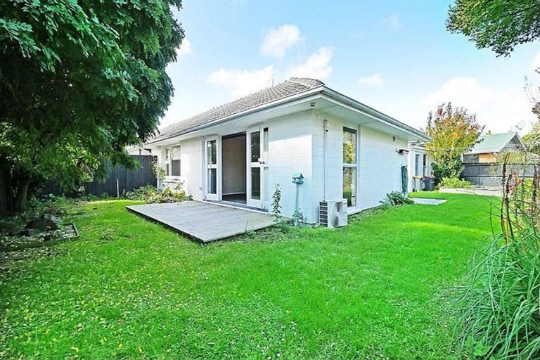 Photo of property in 6 Redbridge Lane, Sydenham, Christchurch, 8023