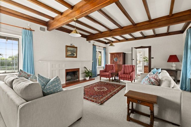 Photo of property in 35 Greenwood Road, Havelock North, 4130