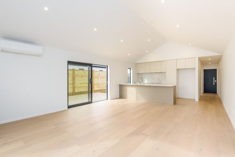 Photo of property in 27 Ruia Crescent, Cambridge, 3434