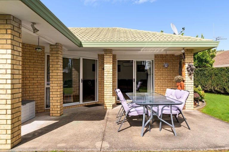 Photo of property in 17 Appaloosa Place, Papamoa Beach, Papamoa, 3118