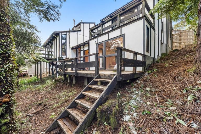 Photo of property in 8 Freemans Way, Pinehaven, Upper Hutt, 5019