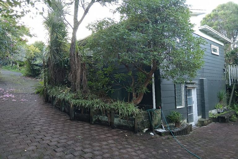Photo of property in 184 Old Titirangi Road, Titirangi, Auckland, 0604
