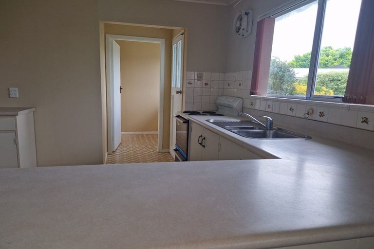 Photo of property in 11a Waddington Drive, Naenae, Lower Hutt, 5011