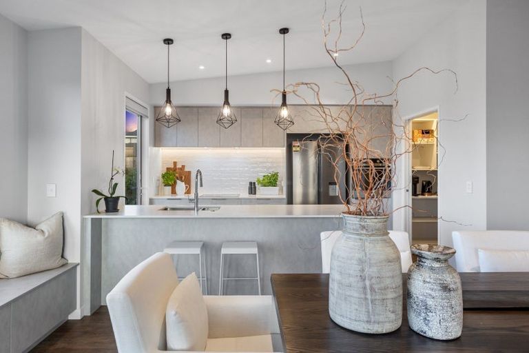 Photo of property in 16 Te Kaka Place, Omokoroa, 3114