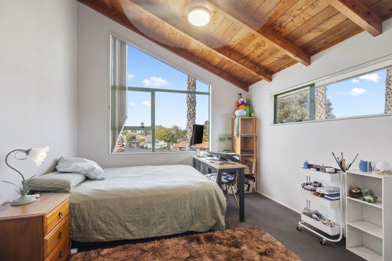 Photo of property in 37 Riverside Drive, Waiuku, 2123