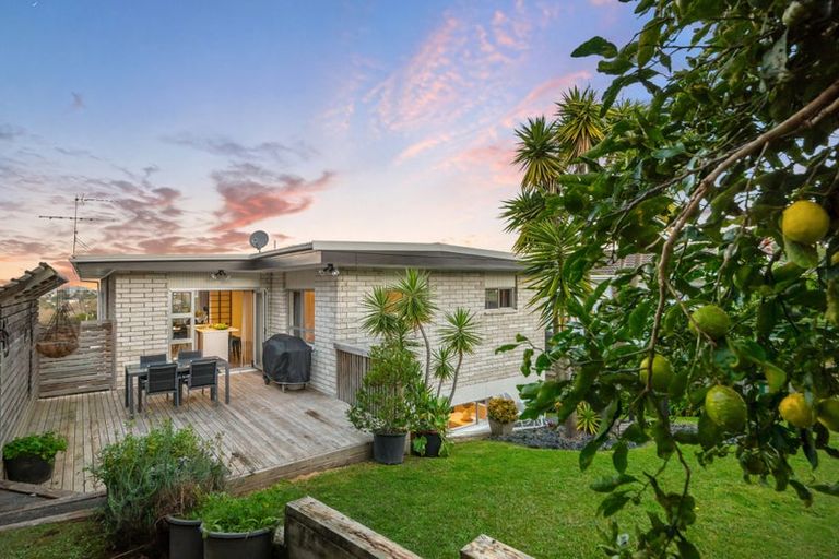 Photo of property in 114 Mountbatten Avenue, Hillcrest, Auckland, 0627