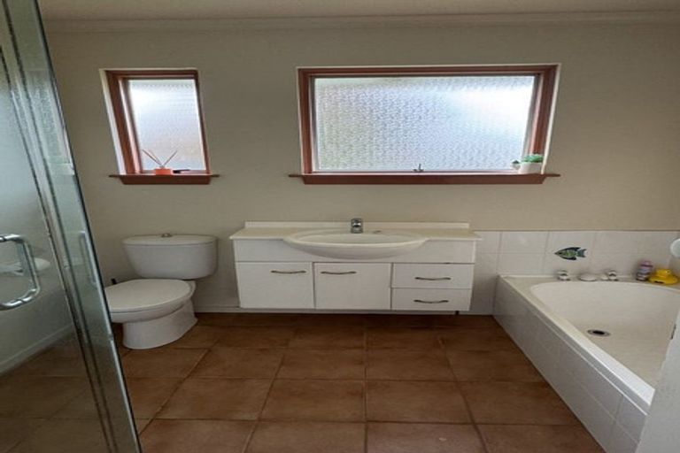 Photo of property in 8 Barrowclough Street, Hoon Hay, Christchurch, 8025