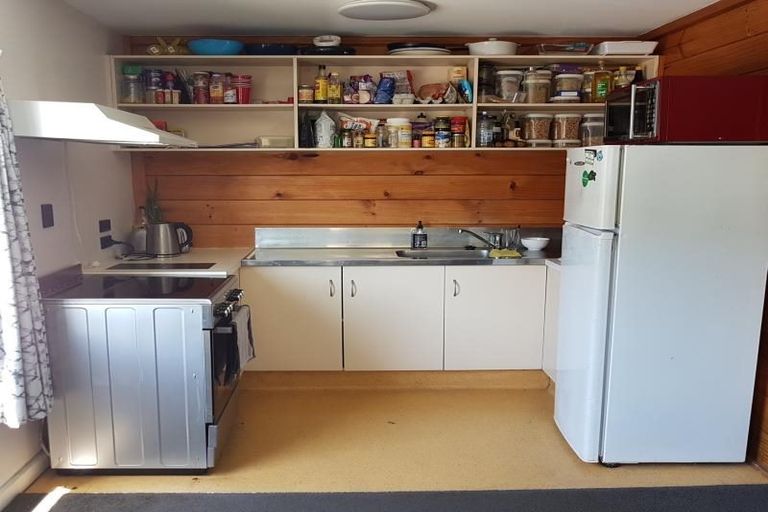 Photo of property in Te Awhina Apartments, 3/22 Sussex Street, Mount Cook, Wellington, 6021