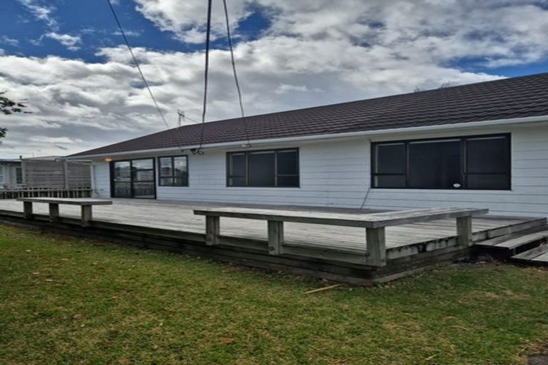 Photo of property in 7 Finch Street, One Tree Point, 0118