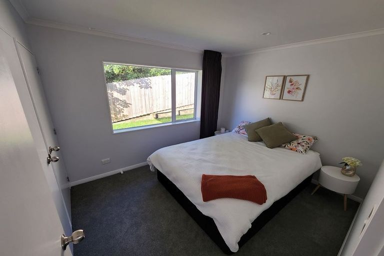 Photo of property in 19a Viridian Lane, Greenhithe, Auckland, 0632