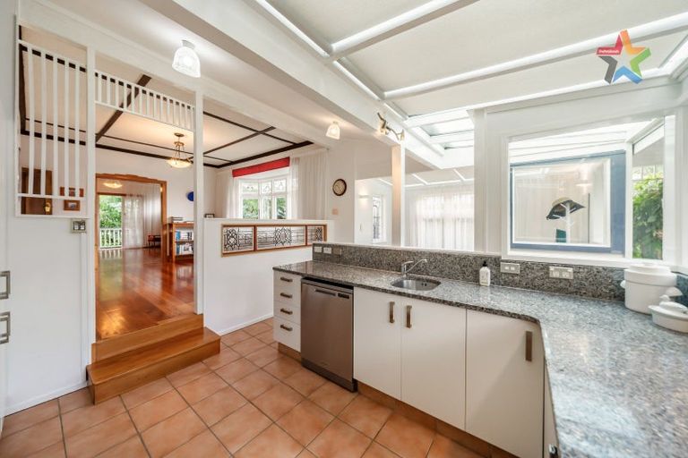 Photo of property in 35 Kiwi Street, Alicetown, Lower Hutt, 5010