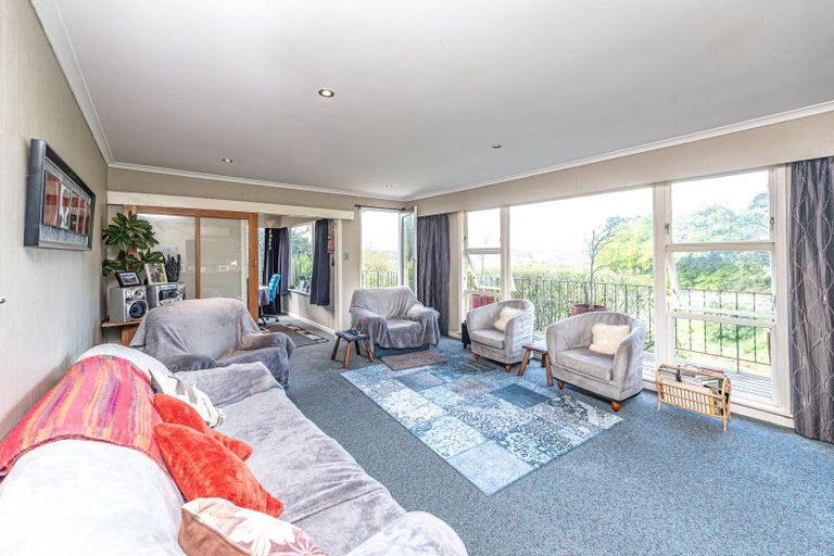 Photo of property in 2 Hillside Terrace, Saint Johns Hill, Whanganui, 4500