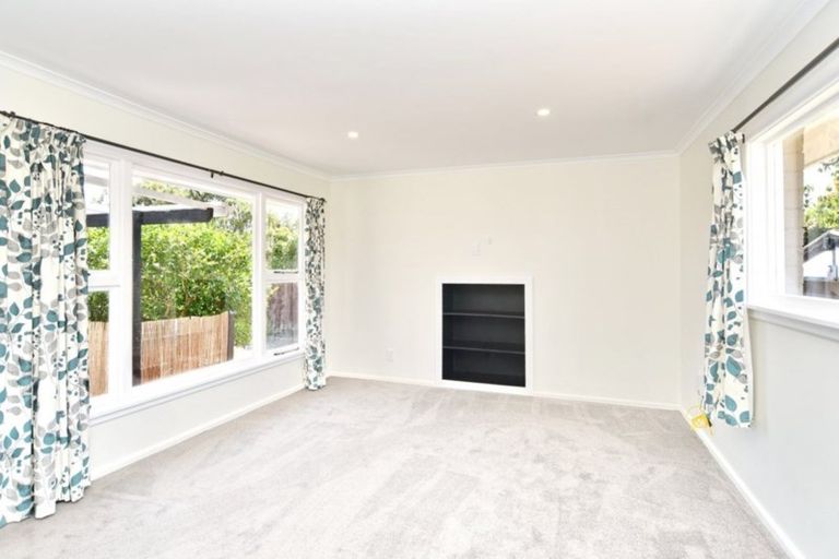 Photo of property in 8 Warblington Street, Aranui, Christchurch, 8061