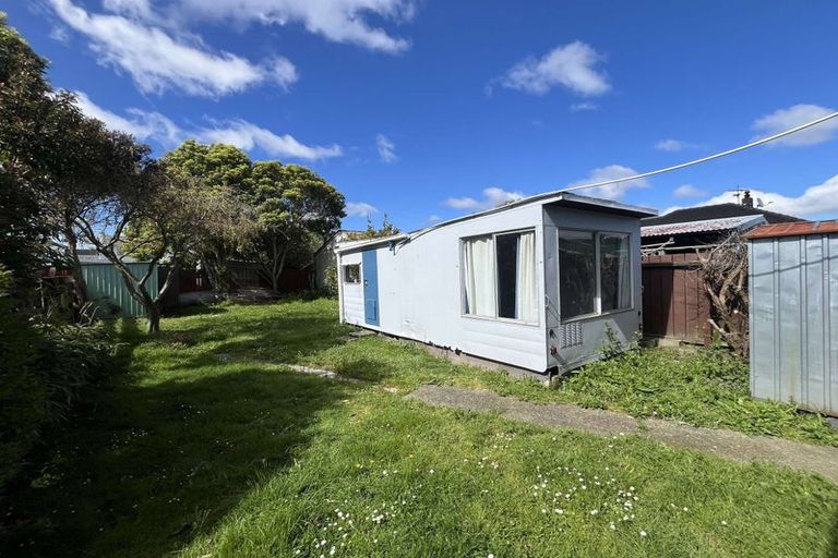 Photo of property in 2/71 Hikurangi Street, Trentham, Upper Hutt, 5018