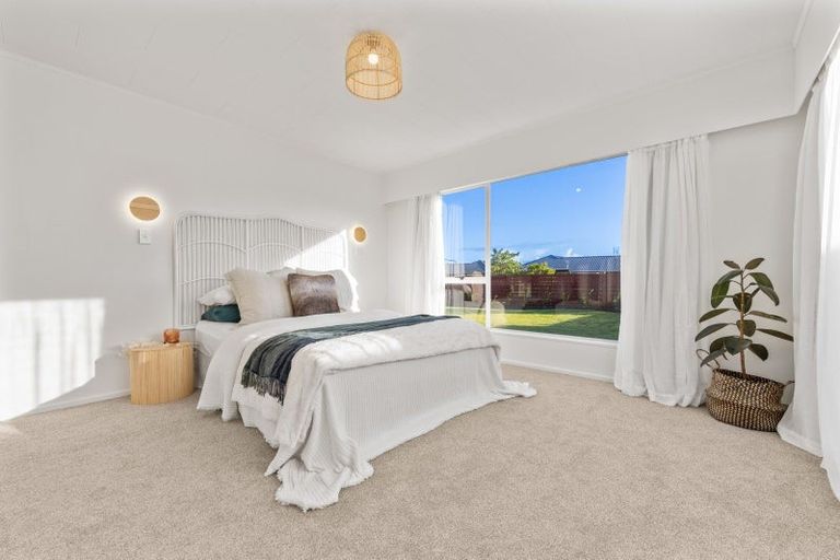 Photo of property in 19 Bronte Place, Whalers Gate, New Plymouth, 4310