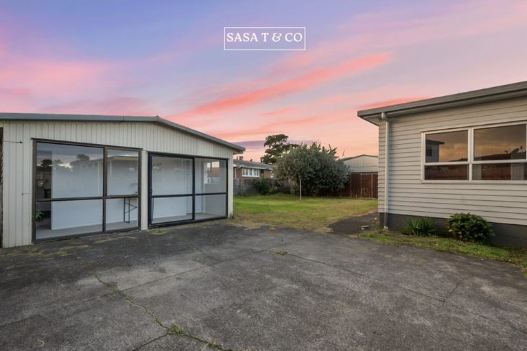 Photo of property in 32 Idlewild Avenue, Mangere, Auckland, 2022