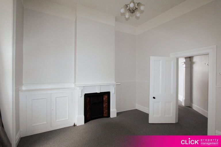 Photo of property in 2 Royal Terrace, Dunedin Central, Dunedin, 9016