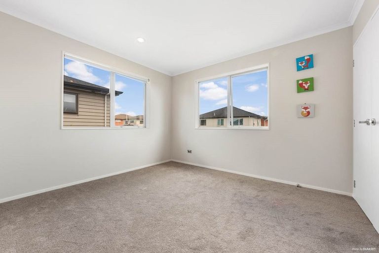 Photo of property in 20 Carrickdawson Drive, Flat Bush, Auckland, 2019