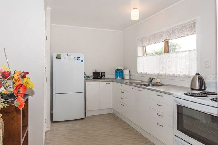 Photo of property in 1/34 Ashdown Place, Pahurehure, Papakura, 2113