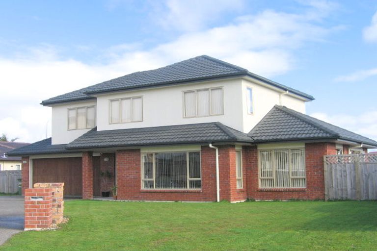 Photo of property in 20 William Woods Court, Flat Bush, Auckland, 2016