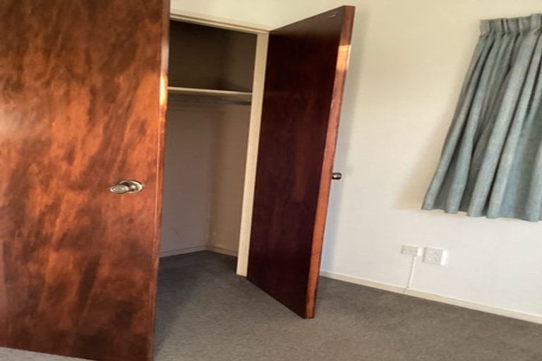 Photo of property in 3/13 Aorangi Place, Birkenhead, Auckland, 0626