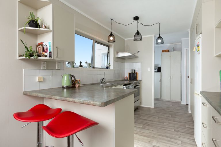 Photo of property in 16 Pandora Place, Welcome Bay, Tauranga, 3112