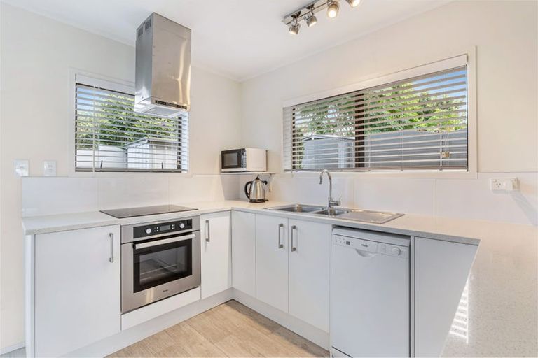 Photo of property in 23b Riverside Road, Orewa, 0931