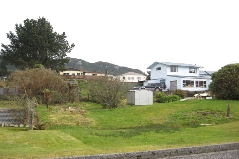 Photo of property in 19 Mcgowan Street, Runanga, 7803
