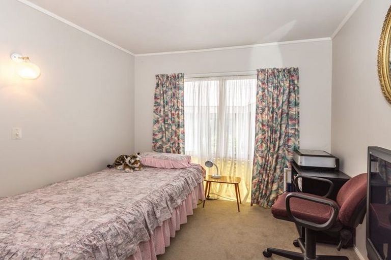 Photo of property in 1/34 Ashdown Place, Pahurehure, Papakura, 2113