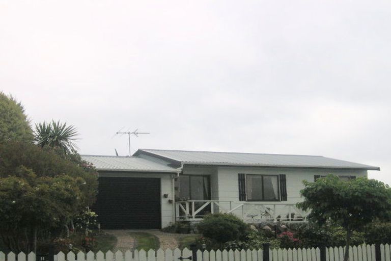 Photo of property in 11 Green Place, Richmond Heights, Taupo, 3330