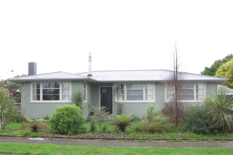 Photo of property in 14 Norwich Place, Awapuni, Palmerston North, 4412