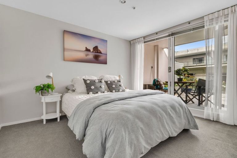 Photo of property in Norfolk Apartments, 109/19 Bute Road, Browns Bay, Auckland, 0630