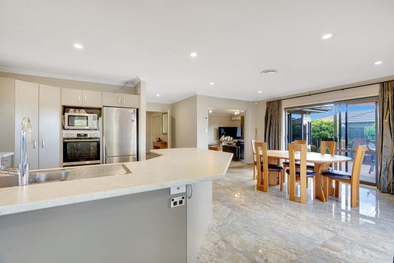Photo of property in 1 Amner Place, Havelock North, 4130