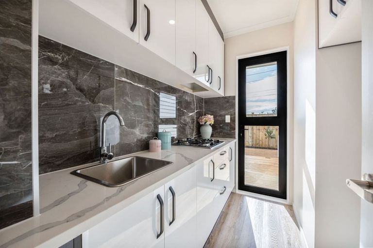 Photo of property in 94 Tir Conaill Avenue, Flat Bush, Auckland, 2019