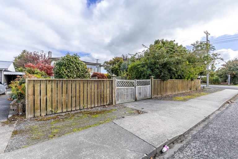 Photo of property in 2 Clyde Street, Gore, 9710