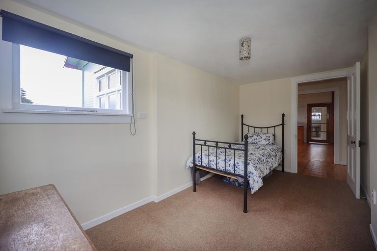 Photo of property in 73 London Street, Hampden, 9410