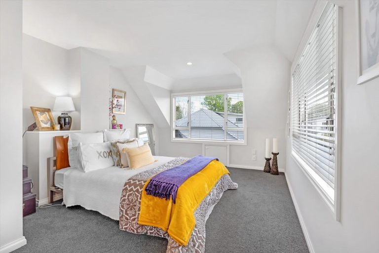 Photo of property in 30a Waiwetu Street, Fendalton, Christchurch, 8052