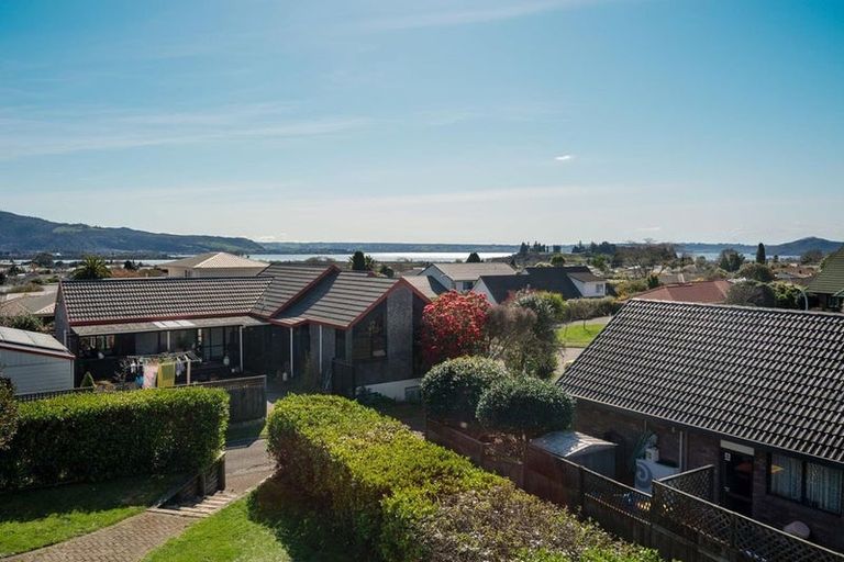 Photo of property in 43 Thelma Place, Lynmore, Rotorua, 3010