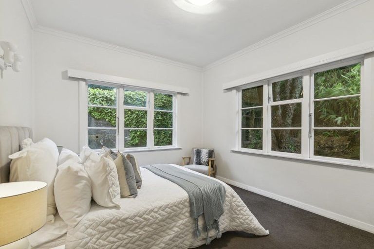 Photo of property in 5 Harland Street, Brooklyn, Wellington, 6021