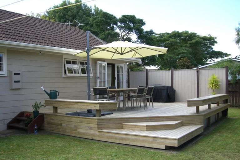 Photo of property in 14 Zenith Place, Conifer Grove, Takanini, 2112