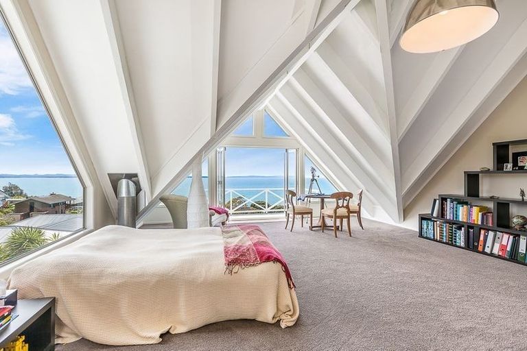 Photo of property in 117 Pacific Parade, Army Bay, Whangaparaoa, 0930