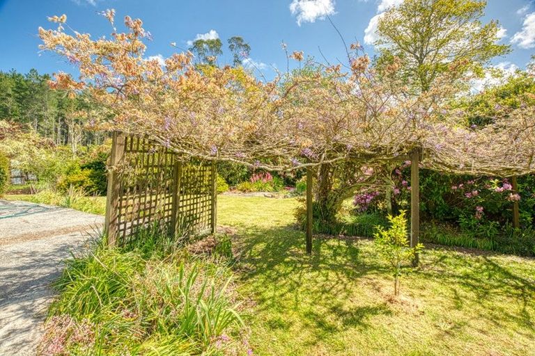 Photo of property in 19 Baty Place, Coal Creek, Greymouth, 7802