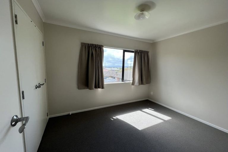 Photo of property in 10 Benjack Place, Manurewa, Auckland, 2105