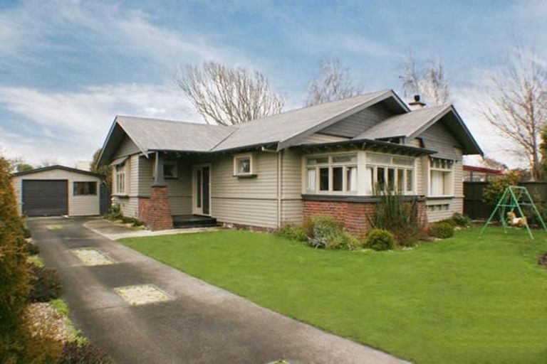 Photo of property in 374 College Street, Hokowhitu, Palmerston North, 4410