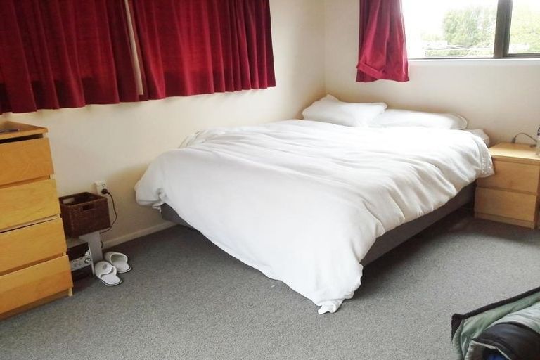 Photo of property in 259 Huatoki Street, Upper Vogeltown, New Plymouth, 4310