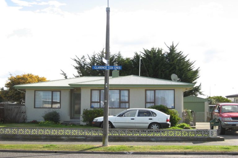 Photo of property in 64 Clarence Cox Crescent, Pirimai, Napier, 4112