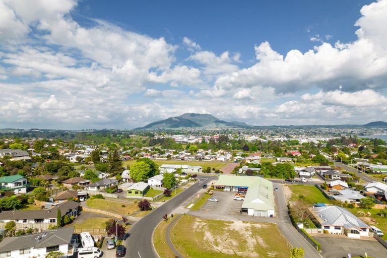 Photo of property in 80 Lakewood Drive, Nukuhau, Taupo, 3330