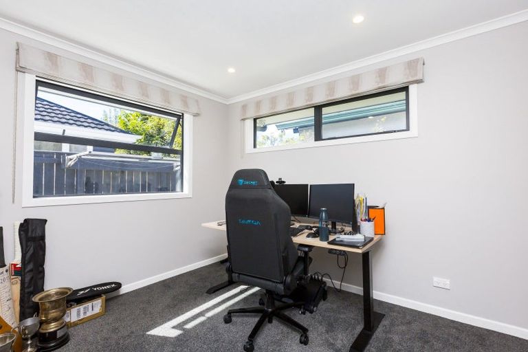 Photo of property in 4a Golders Road, Elderslea, Upper Hutt, 5018