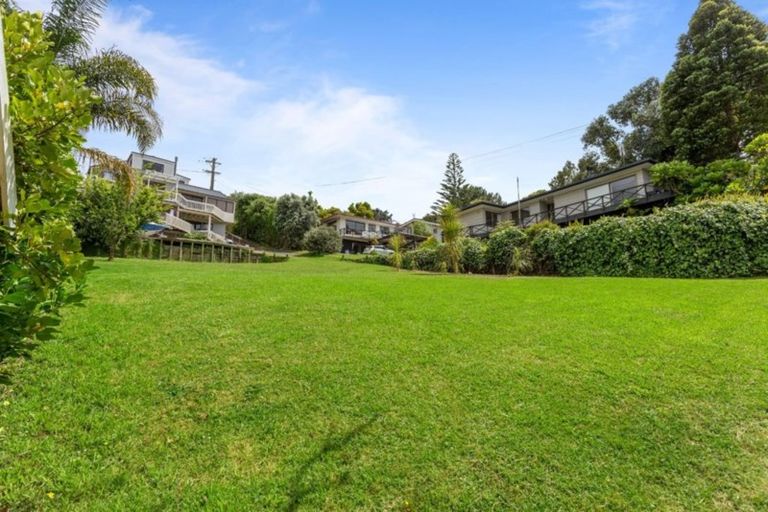 Photo of property in 28a Wade River Road, Stanmore Bay, Whangaparaoa, 0932